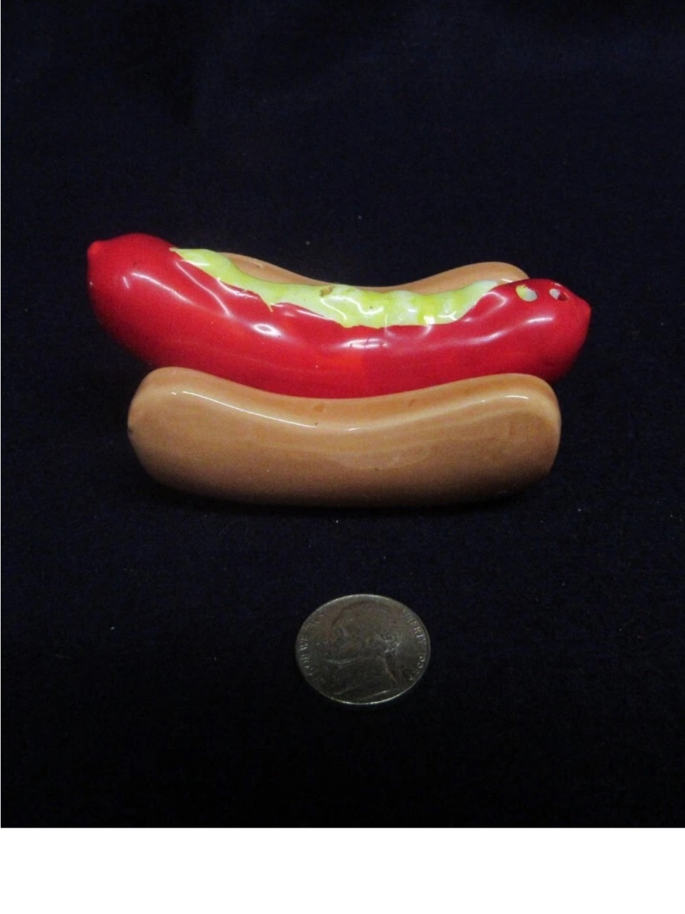 Vintage 1980s Ceramic Hotdog and Bun Salt and Pepper Shakers